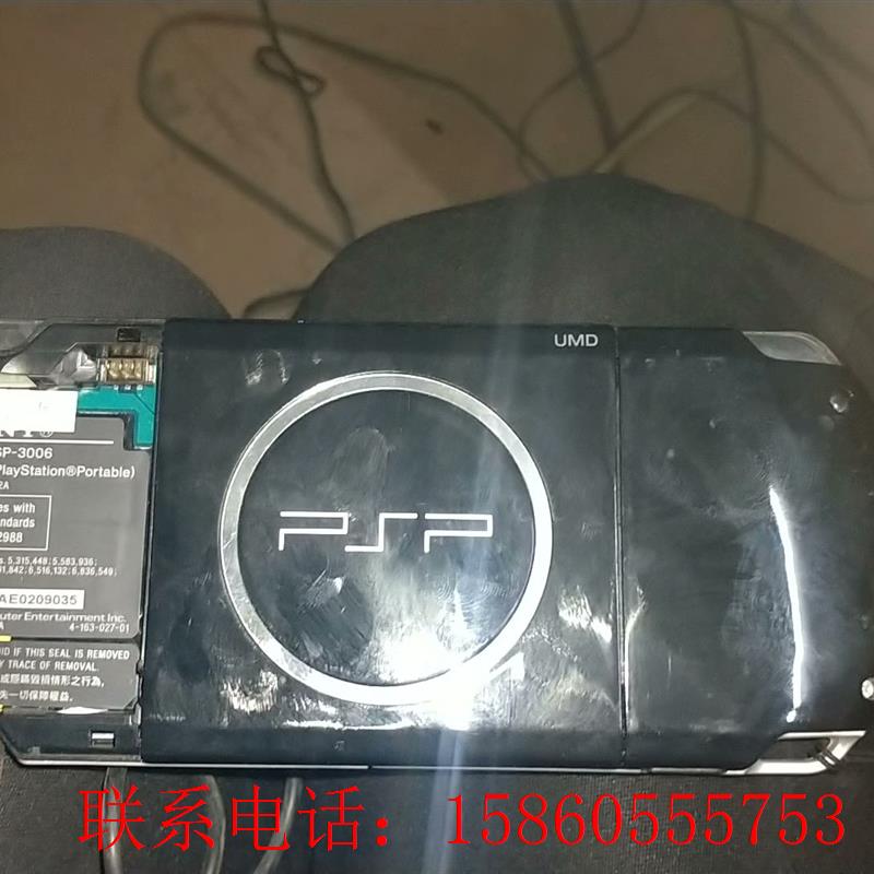 / PSP3006游戏机,成色八成新功能正常使用 - 图0