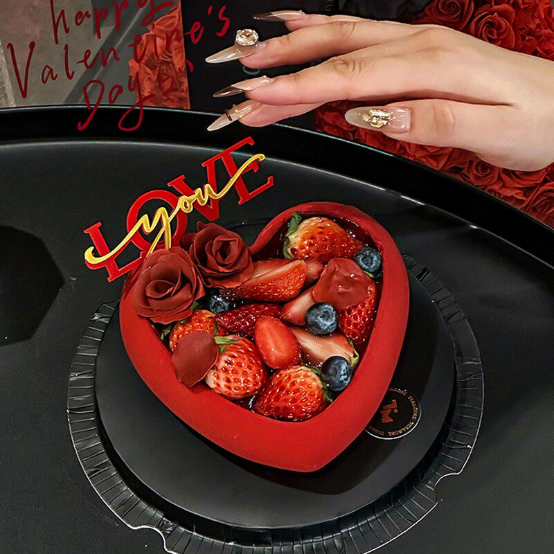2.14情人节红色爱心草莓蛋糕装饰LOVE亚克力插件爱心甜点慕斯模具