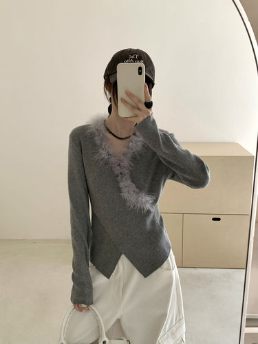 ONE TIME2025冬季新款韩版时尚设计感氛围感兔毛领V领交叉针织衫 - 图0