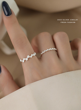 S925纯银简约细圈桃花戒指女可戴韩版时尚INS百搭通勤素银开口戒