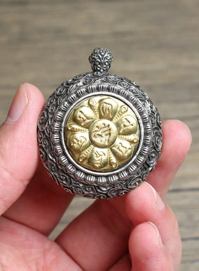 雷击枣木山鬼挂件吊坠藏银边框随身配饰老料深色精雕手工