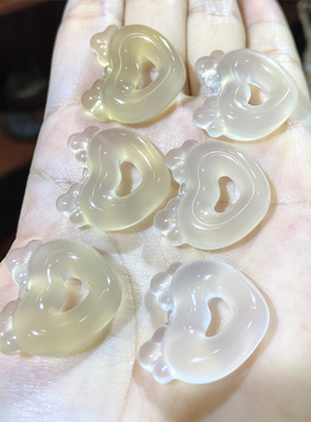 女玉髓鹿角项坠爱心冰透