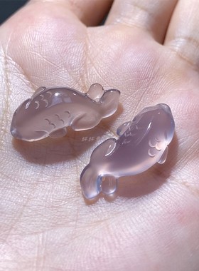 天然冰透俏色锦鲤金鱼玉髓项坠