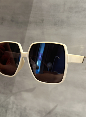 黑色大框墨镜女2025新款高级感方圆脸显瘦太阳镜防紫外线开车眼镜