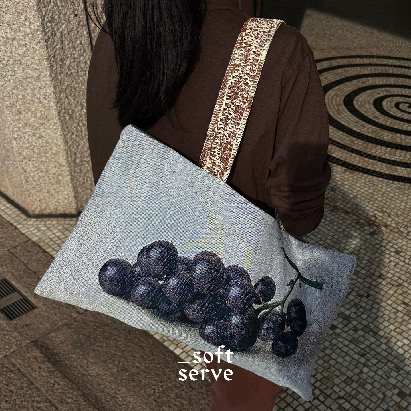 Dare买手店 SoftServe梨子葡萄油画包大容量小众妈咪包单肩帆布袋,淘宝优惠券,粉丝福利购,淘宝优惠卷