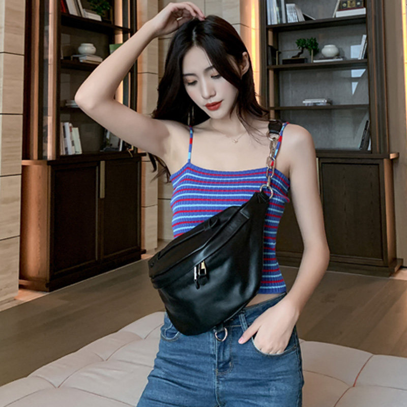 真皮胸包女2020新款头层软潮斜挎包 newe女士包袋