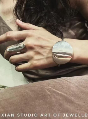 新疆喀什少数民族银匠手工打造足银指环 项圈个性炫酷