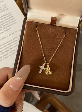 S925纯银十字架葫芦项链小众设计感轻奢百搭甜酷风防过敏锁骨链女