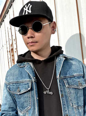 骷髅机车项链男摩托车吊坠钛钢