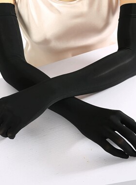 体验直接拉满一双奇怪用途丝袜手套滑溜油光性感手丝白丝飞机速冲