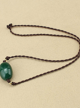 复古风绿玛瑙项链女短款简约气质颈链小众设计感百搭锁骨链配饰品
