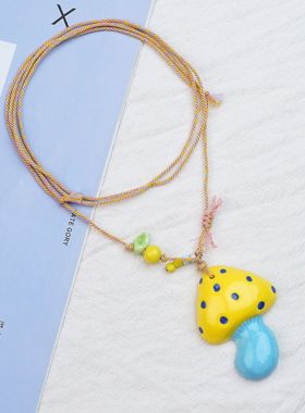 景德镇多巴胺彩色秋冬项链配饰女陶瓷蘑菇长款编织卫衣毛衣链跨境