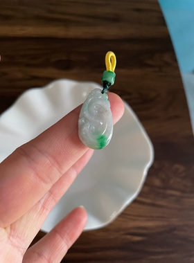 天然a货翡翠飘绿小款吉祥如意锁骨链绳吊坠手机挂件玉石坠女配饰