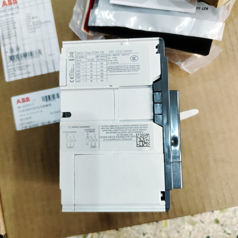 ABB SACE TMAX XT2N125 100A 3P Ekip LS/I 3P F F UL/CSA议价-图1