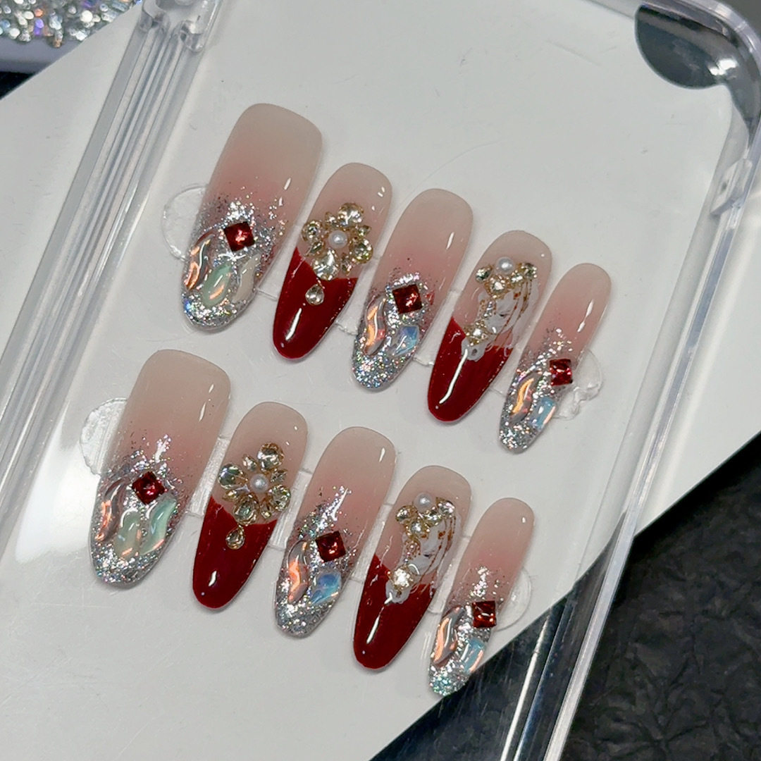 2026马年新款纯手工穿戴甲片红色银色亮片水钻美甲贴片春节高级感,淘宝优惠券,粉丝福利购,淘宝优惠卷