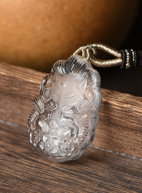 视频祝福白水晶九尾狐狸吊坠桃花