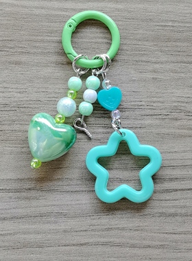 新款渐变爱心挂件彩色镂空星星配件包包耳机套手机壳挂饰