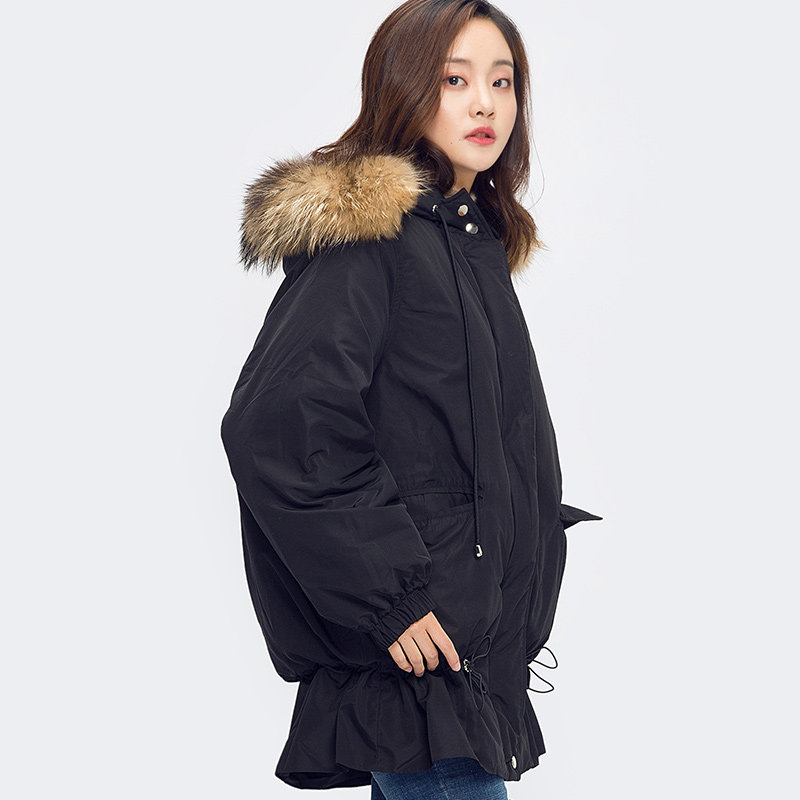  艾格银座羽绒服