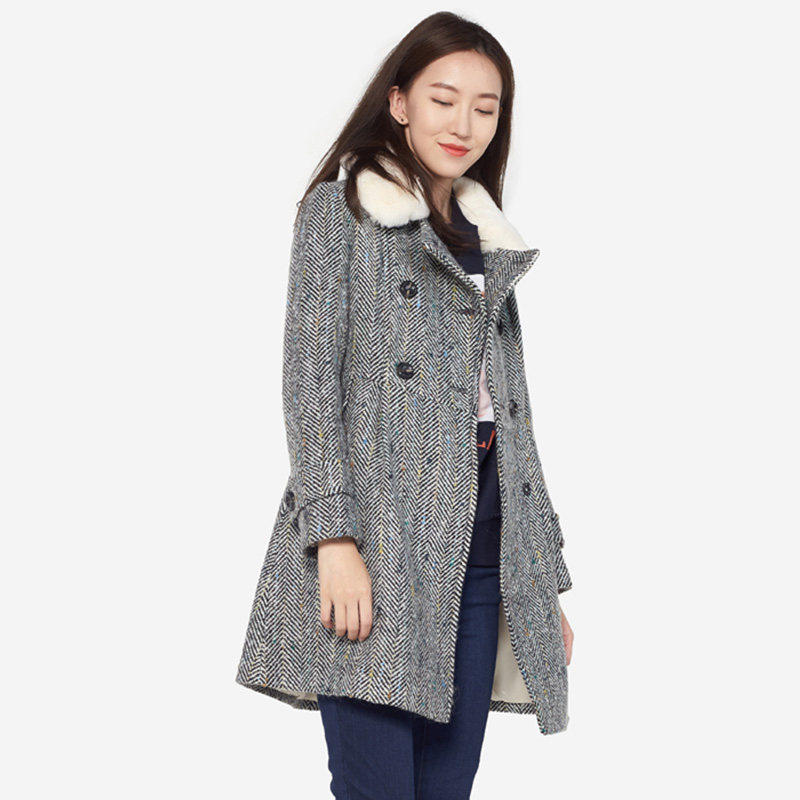  艾格银座毛呢外套