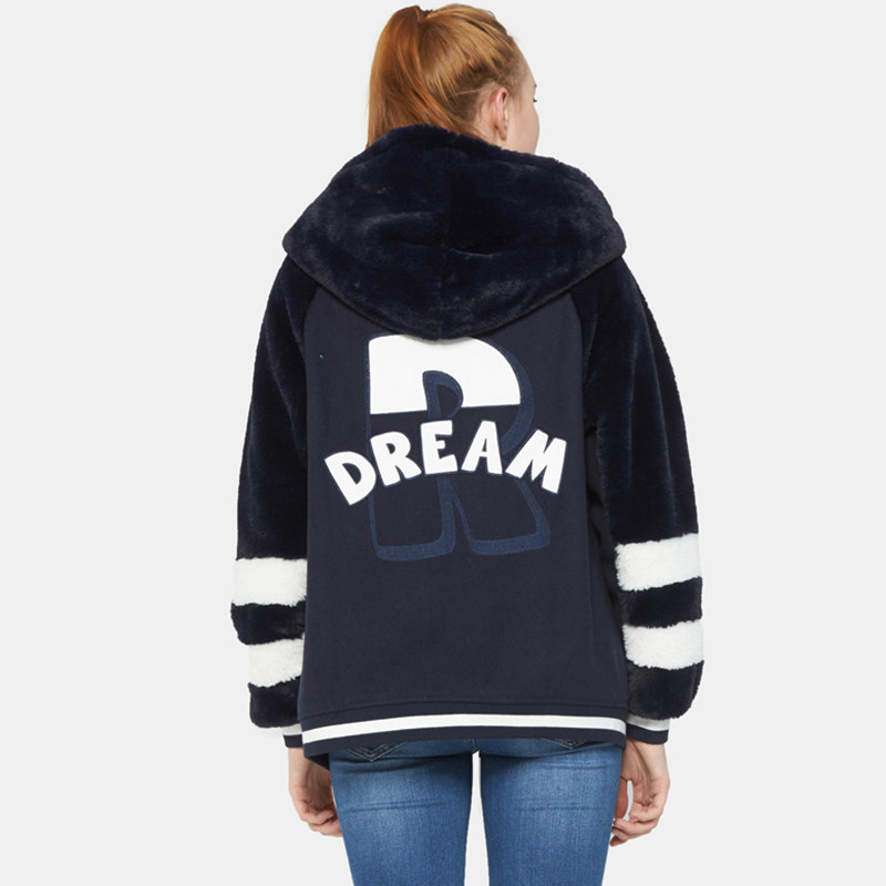 【断码xs/s】艾格冬羊毛卡通百搭舒适 艾格银座短外套