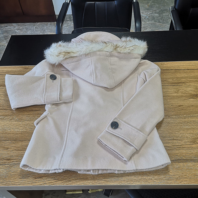 艾格2022秋冬新款外套宽松连帽毛呢 艾格银座毛呢外套