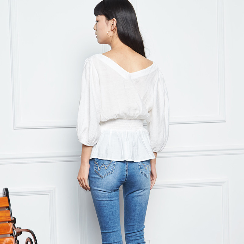 艾格纯色宽松收腰v领z161衬衫 艾格银座衬衫