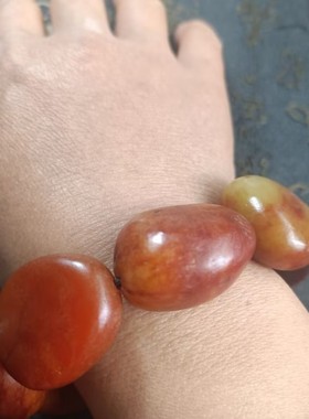 黄沁料皮籽料原石手链手串