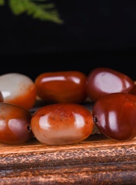 枣红皮红沁皮原石籽料带皮手串