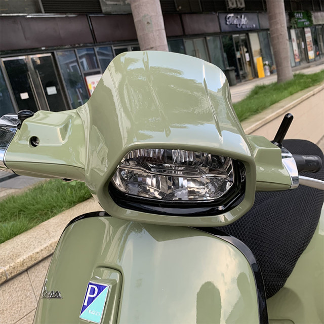 VESPA1503006 Japanese hood sports rear wing