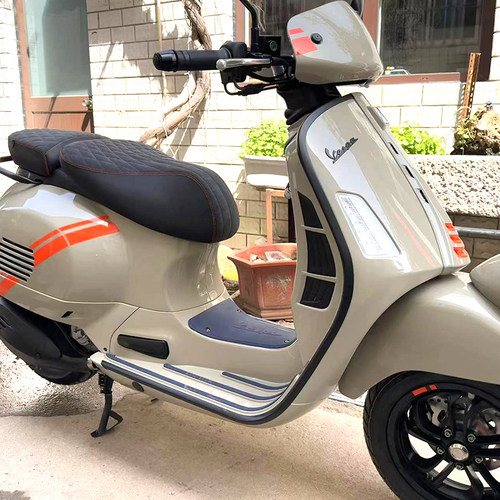 适用vespa春天冲刺150 坐垫 维斯帕gts300改装件 分体座椅 GTV6日 - 图0