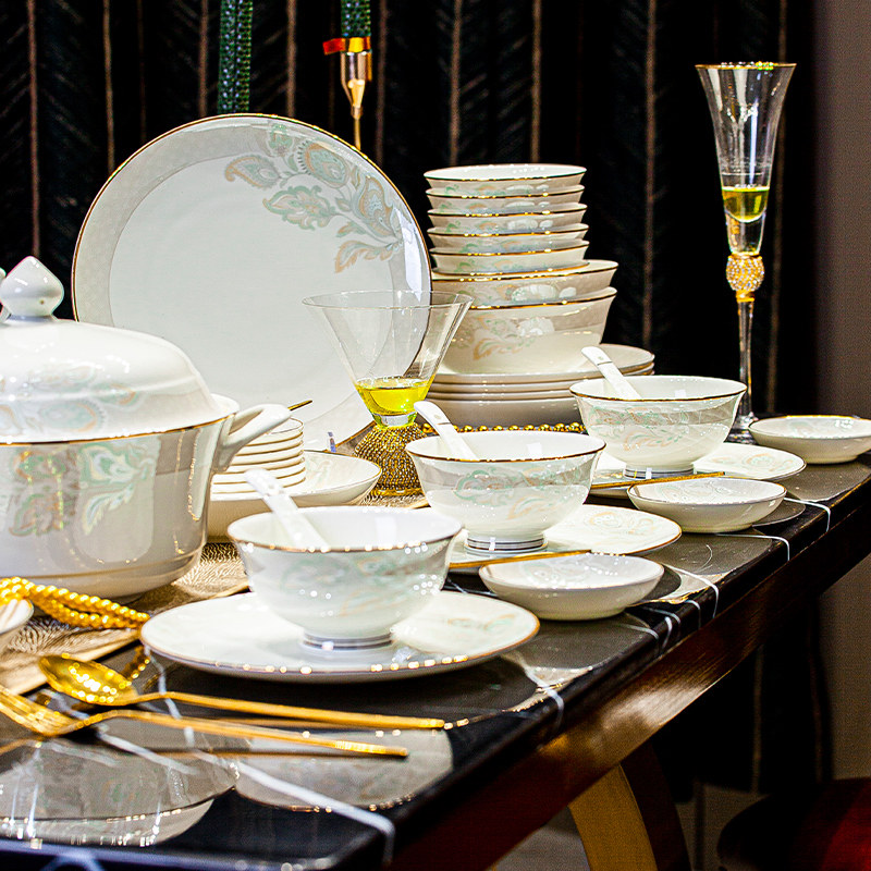 碗家用2025新款高颜值景德镇中式陶瓷骨瓷餐具套装碗盘乔迁新居