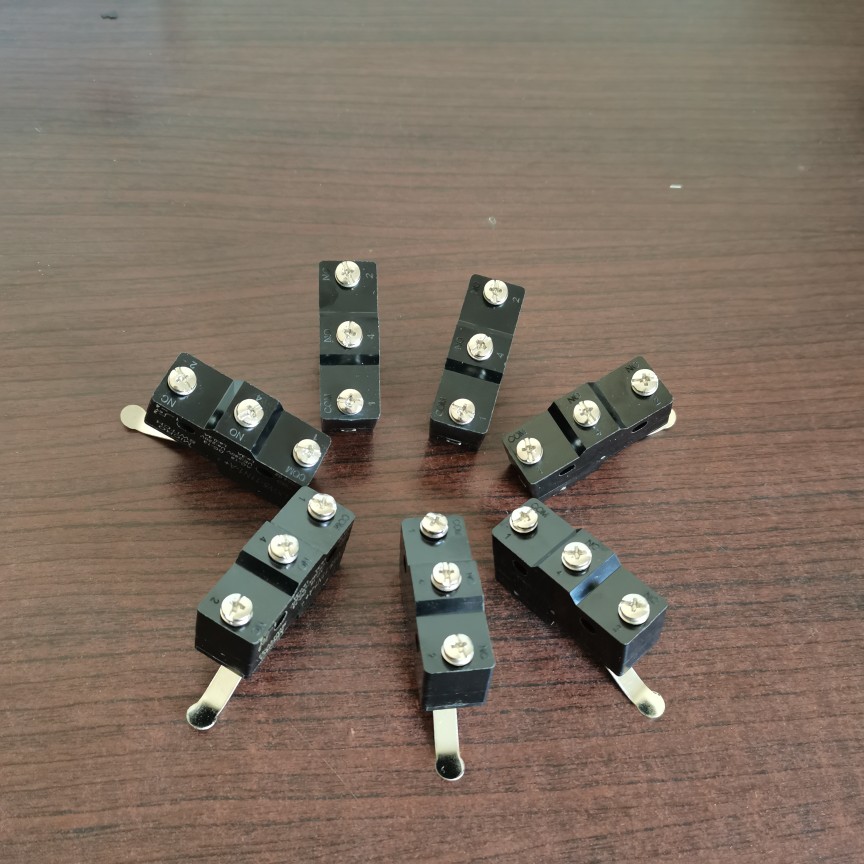 微动开关触碰开关行程开关自动断带小型微型全自动家装封边机送带,淘宝优惠券,粉丝福利购,淘宝优惠卷