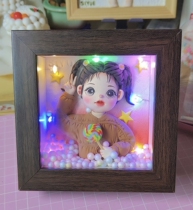 Single person to customize single half body (gift box greeting cards)