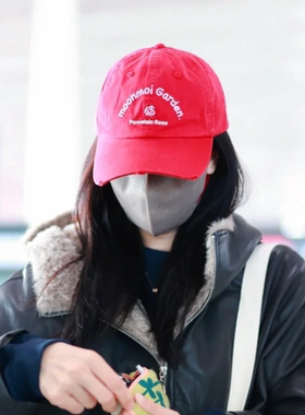 高圆圆同款红色玫瑰花棒球帽女2025韩国新款美式街头破洞鸭舌帽男
