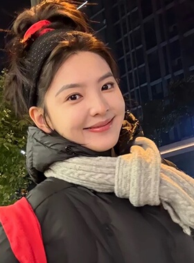 章若楠同款灰色麻花软糯围巾女2025新款冬含羊毛混纺保暖百搭围脖