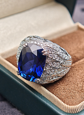 925银镀金镶嵌培育蓝宝石男戒指