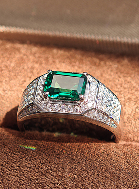 925纯银镀金镶嵌绿宝石戒指