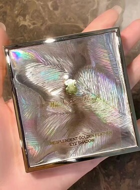 维妮小熊璀璨金翎九色眼影盘大地色珠光细闪哑光防汗不易脱妆