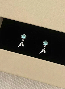 银针蓝色泡泡鱼尾耳钉