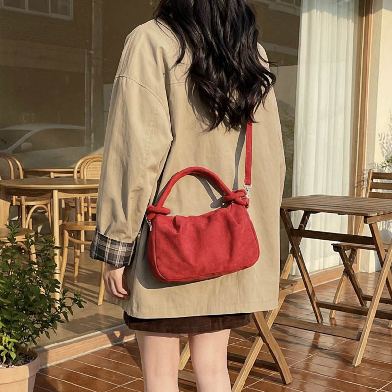 今年流行麂皮绒通勤包包女2025秋冬新款小众复古单肩包休闲斜挎包,淘宝优惠券,粉丝福利购,淘宝优惠卷