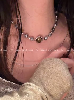 秋冬美拉德串珠虎眼石项链女轻奢小众高级感卫衣毛衣链复古脖颈链