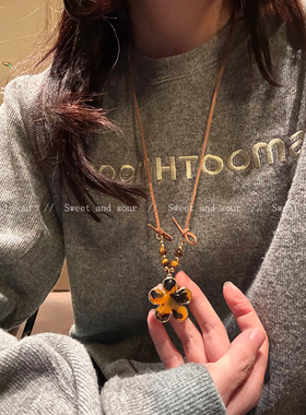 秋冬复古虎眼石吊坠皮绳项链轻奢小众设计美拉德甜酷风卫衣锁骨链