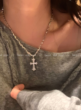 韩系ins风甜酷辣妹项链女小众设计颈链配饰锁骨链2025新款毛衣链