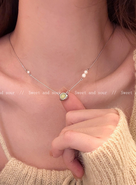精致简约珍珠项链女2025年新款ins小众设计感锁骨链气质百搭颈链