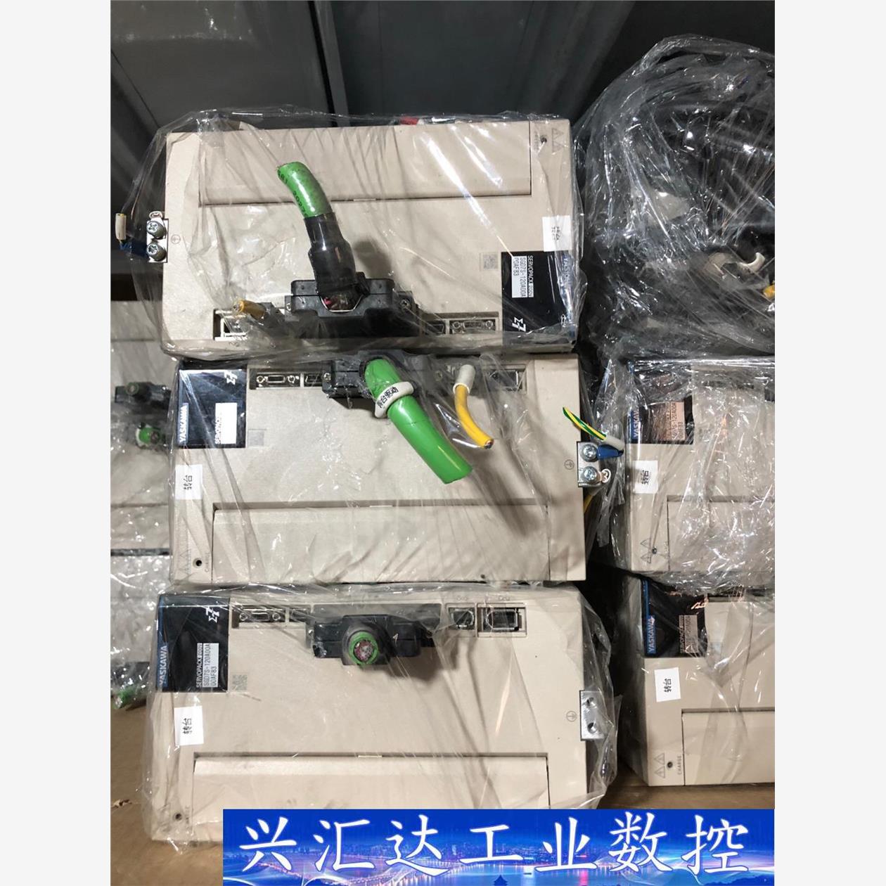 安川7系DD马达SGM7D-1AF7C52/SGD7S-12 议价商品 - 图0