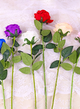 单支塑料仿真人造玫瑰假花花束婚礼手捧花家庭办公室摆件装饰花
