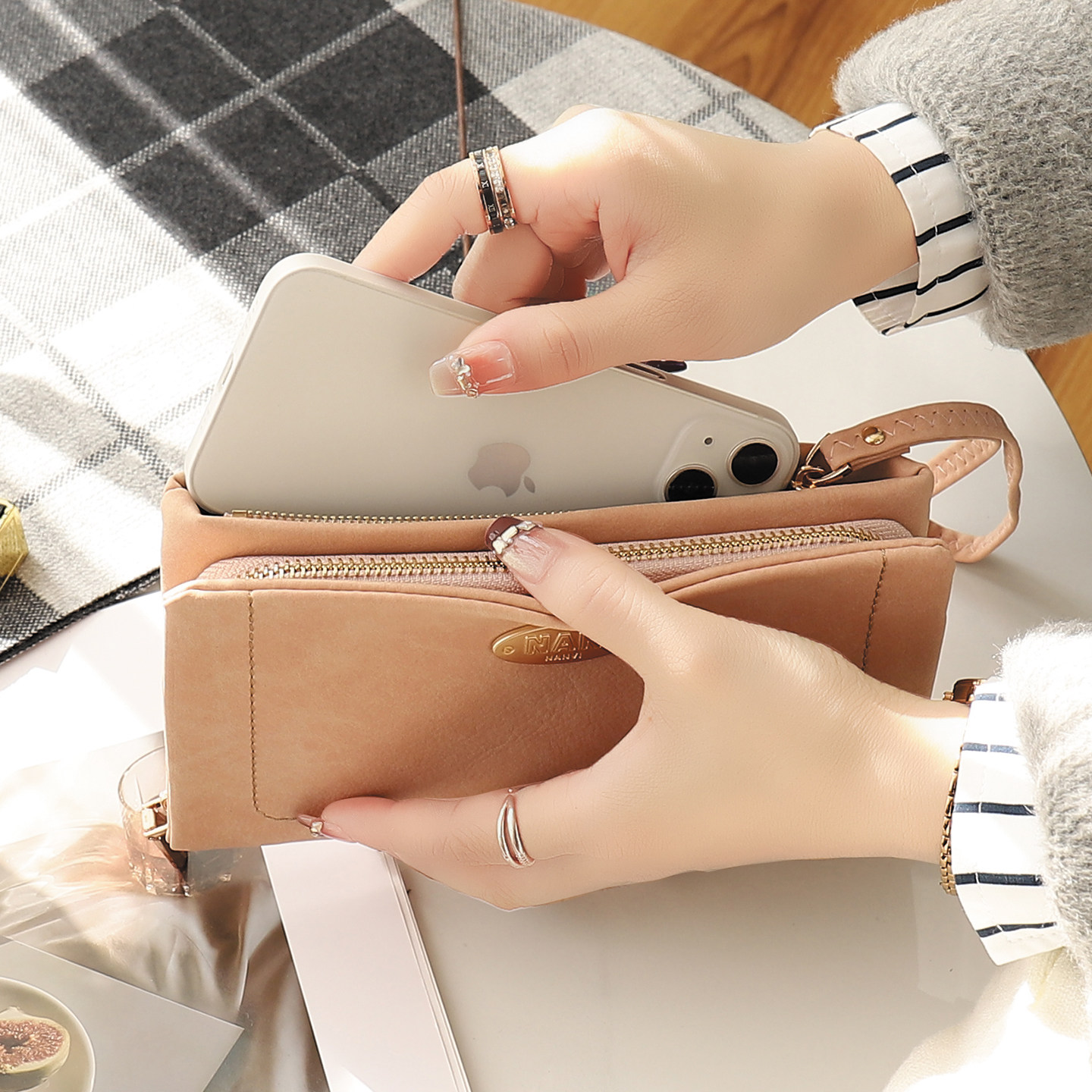 长款钱包女2025新款简约小众钱包卡包一体包复古现金手拿包手机包,淘宝优惠券,粉丝福利购,淘宝优惠卷