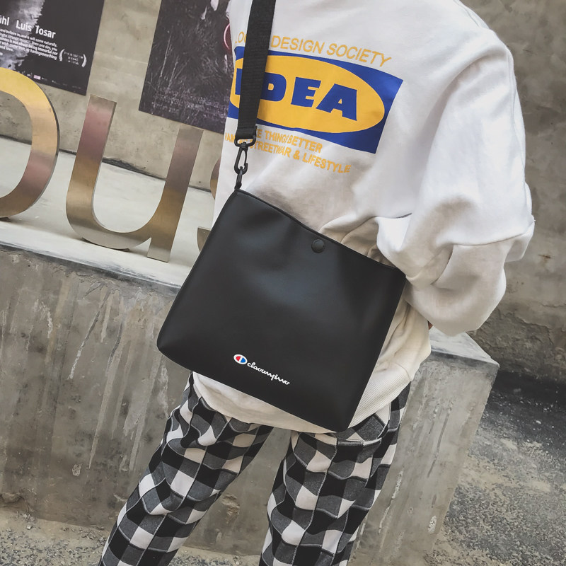 女新款潮大容量信封包情侣手拿包 圣茵娜女士包袋