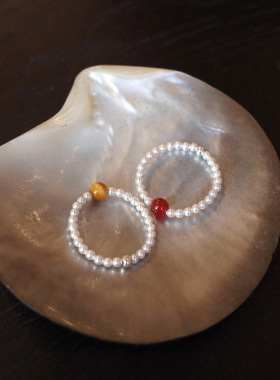 红玛瑙珍珠戒指女小众高级感虎眼石串珠指环不掉色设计感食指饰品