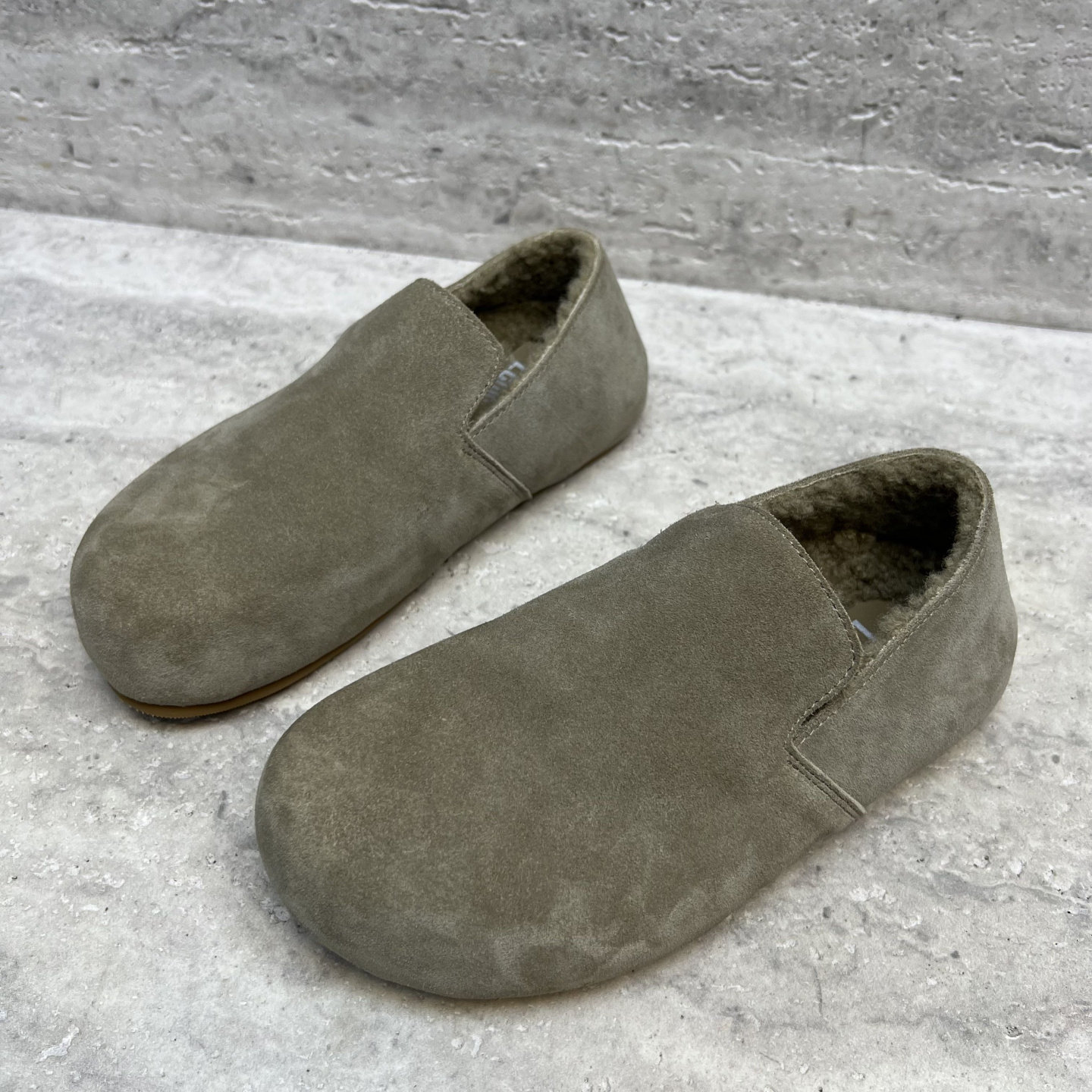 乐魔女鞋2025冬季新款欧货磨砂皮加绒保暖一脚蹬平底奶奶鞋棉鞋女,淘宝优惠券,粉丝福利购,淘宝优惠卷